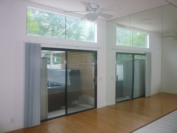 3rd image of 4829 Valdina Way