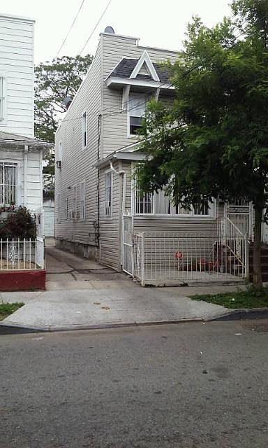 1st image of 92-14 168 Place