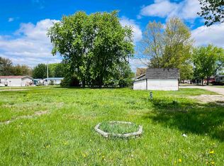 601 Exchange St, Blue River, WI 53518