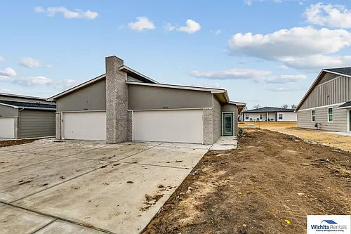9901 E Annabelle Cir Photo 1