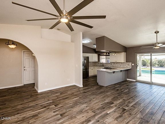 5th image of 3710 Bluegill Dr