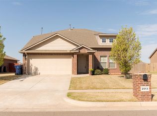 2513 Ressie Ln, Yukon, OK 73099