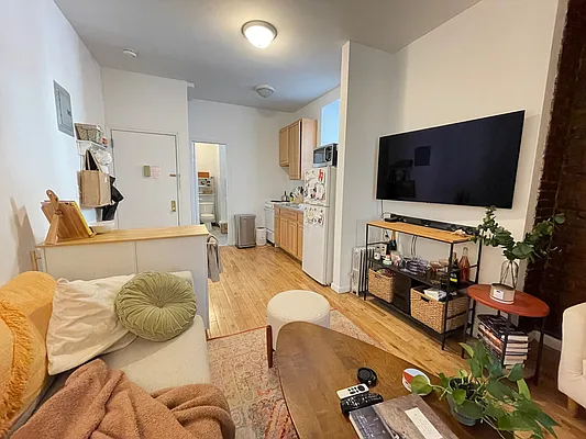 Rented by Best Apartments North Inc | media 14