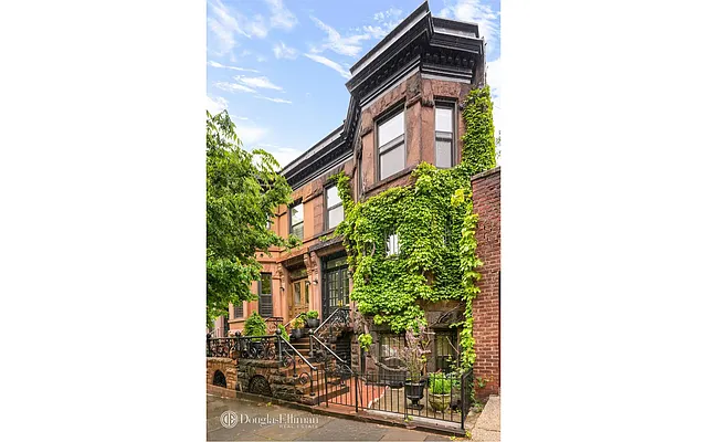 Rented by Douglas Elliman | media 10