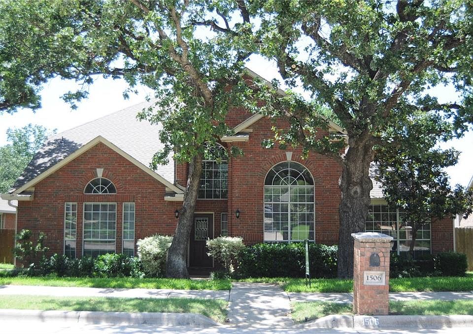 1st image of 1506 Highland Lakes Dr