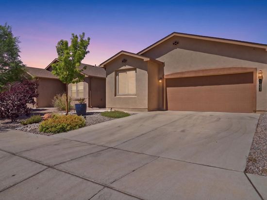 5221 Camino Del Griego, Santa Fe, NM 87507