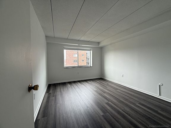 2nd image of 21 Hill Rd #5