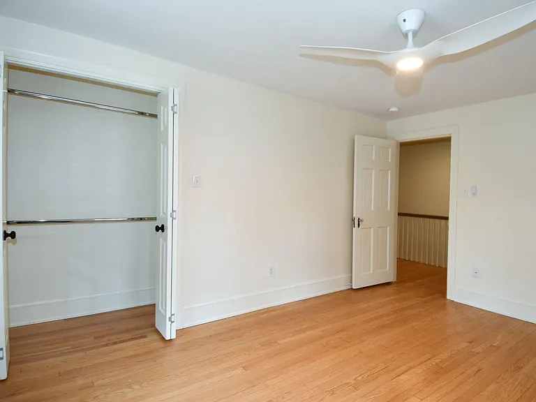 2608 Fordham Rd — Photo 30