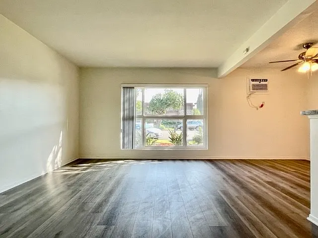 1811 W Sallie Ln #D1 — Photo 35