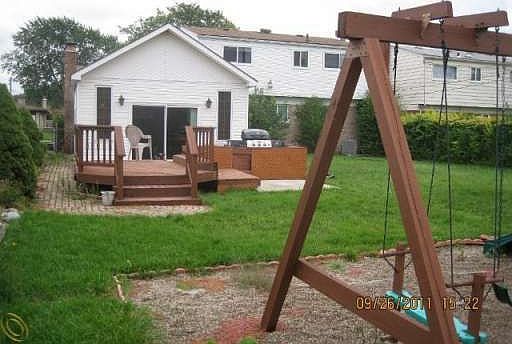 5th image of 27143 Newport Dr