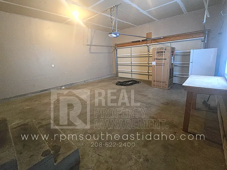 2801 E Chasewood Dr — Photo 23