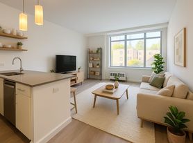 81 Fleet Pl