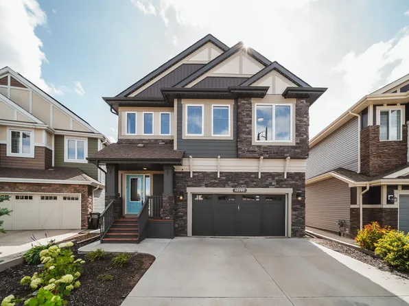 17707 9a Ave SW, Edmonton, AB T6W 3K1