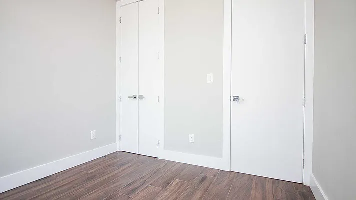 Rented by Nooklyn NYC LLC | media 19