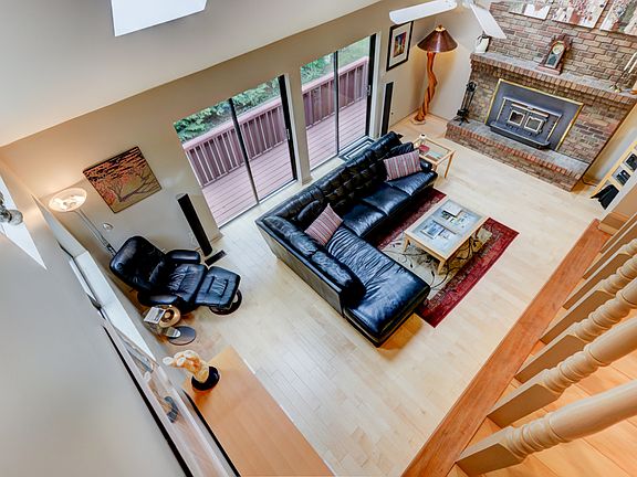 3rd image of 4016 Sam Cooper Ln