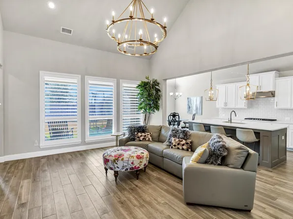 1629 Sebright Trl, Haslet, TX 76052