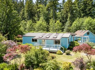 6124 Cultus Bay Rd, Clinton, WA 98236