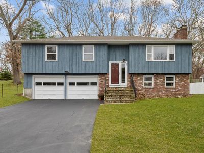 35 Robin Hollow Ln, Westerly, RI, 02891