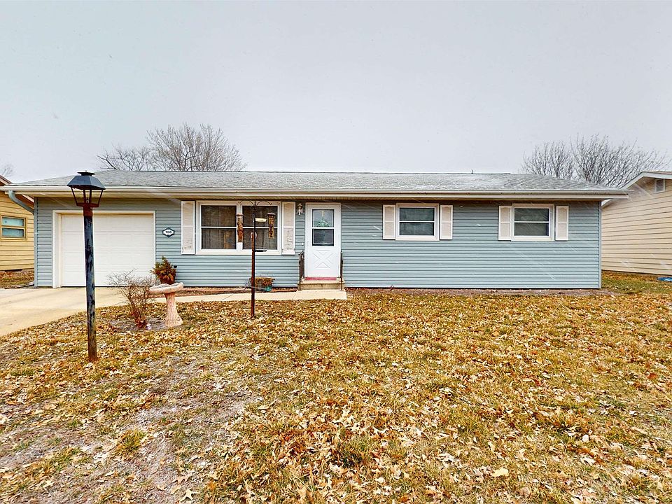 1st image of 708 Rock Island Ave