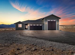 13215 Seneca Rd, Stagecoach, NV 89429