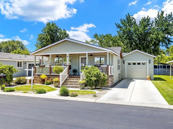 9390 W Ustick Rd Trlr 14, Boise, ID 83704