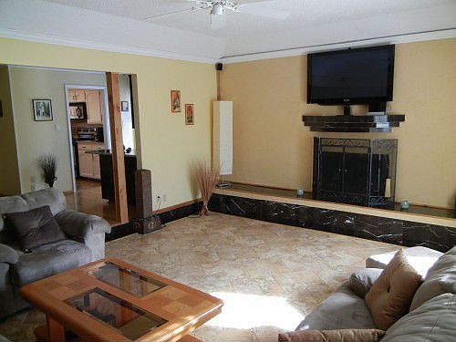 4th image of 2013 Oakmeadow Ct