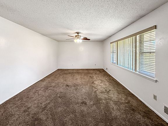 2nd image of 805 W Gore Ave