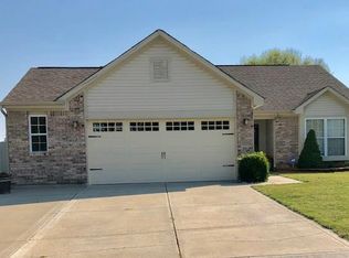 8068 Melbourne Ln, Avon, IN