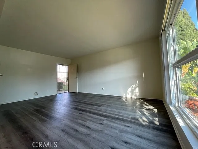 1811 W Sallie Ln #5 — Photo 25