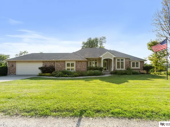 1810 N 216th St, Elkhorn, NE 68022
