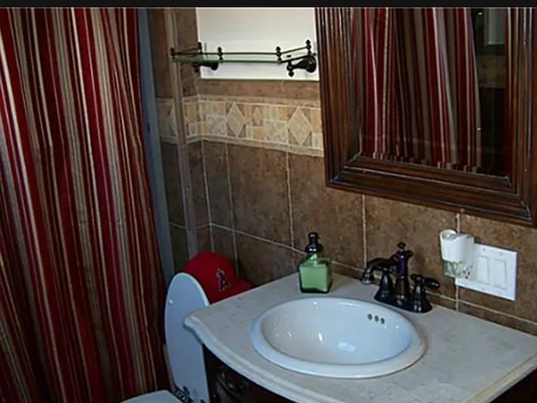 408 E Mission Pl — Photo 5