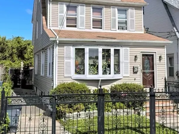 (undisclosed Address), Jamaica, NY 11433