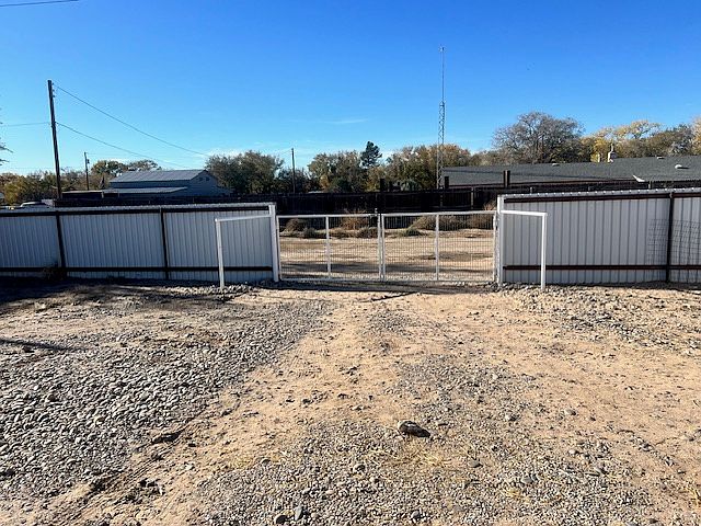 1st image of 9 Karen Ln