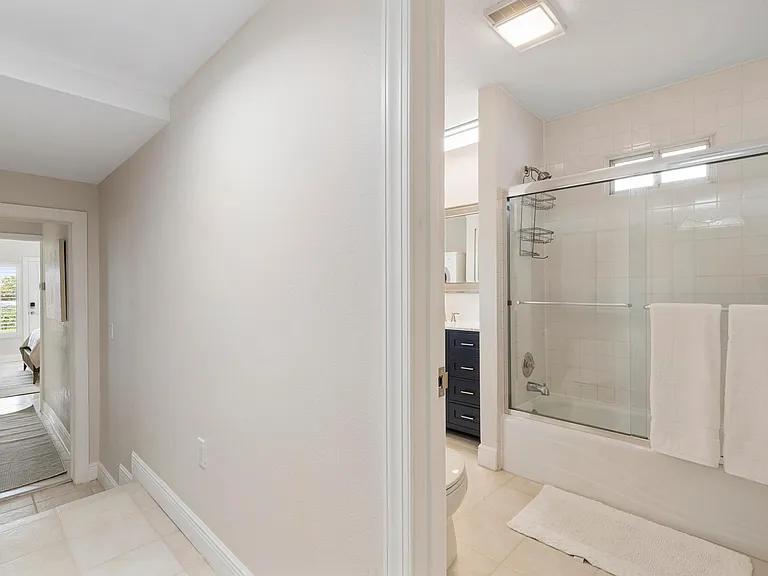 257 Benjamin Franklin Dr — Photo 19