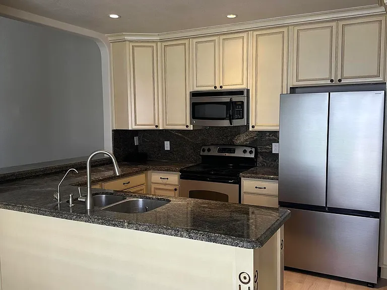 8889 E Meadow Hill Dr — Photo 39