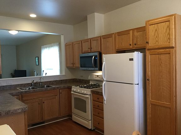 5th image of 3213 Whirlaway Ct