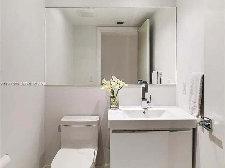 765 Crandon Blvd #306 — Photo 20