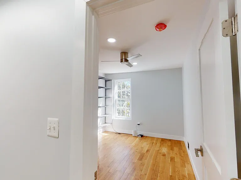 3036 Cambridge Pl NW — Photo 40