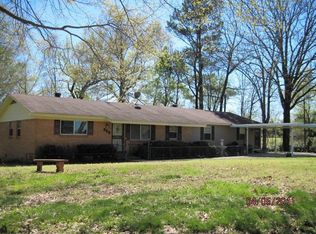 359 Central Academy Rd, Batesville, MS 38606