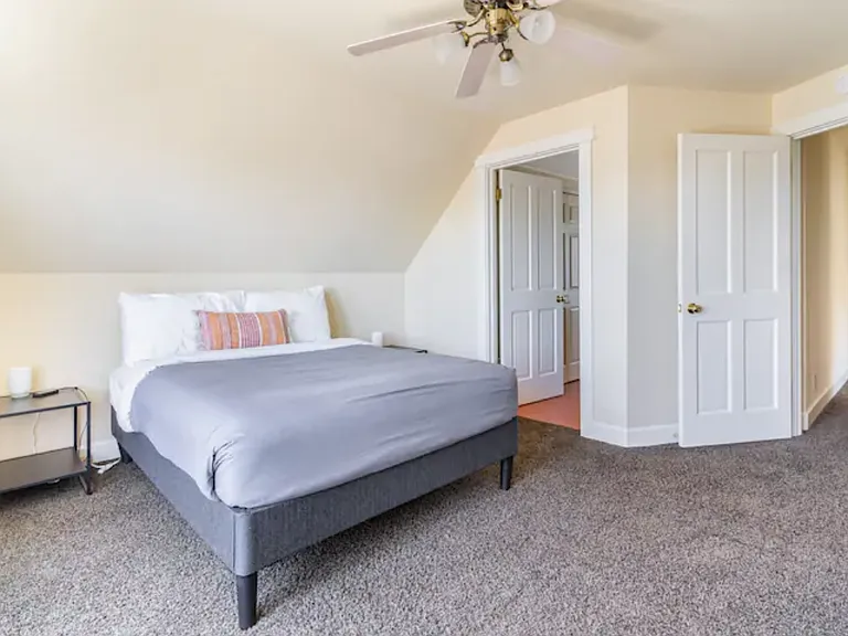 6240 Sycamore Ave NW — Photo 15