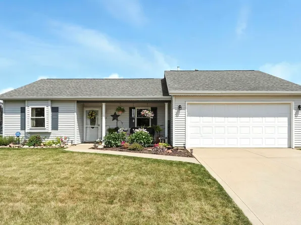 303 Prairie Ln, Fremont, IN 46737