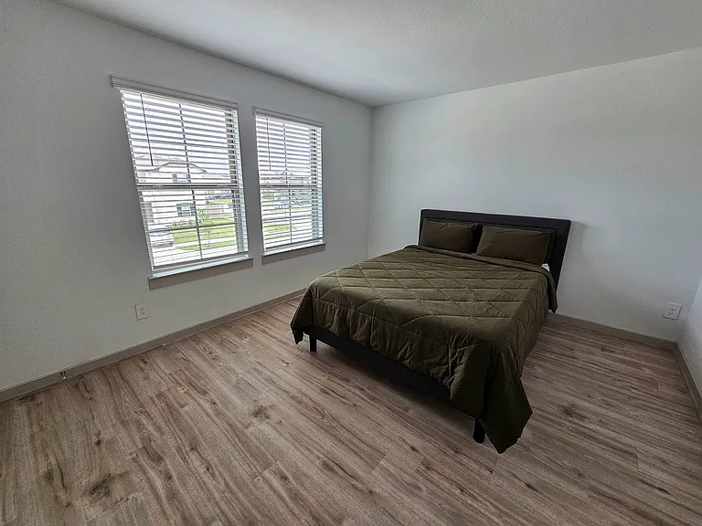1507 Maple Ridge Dr #1 — Photo 26