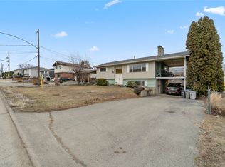 2627 Greenfield Ave, Kamloops, BC V2B 4P9