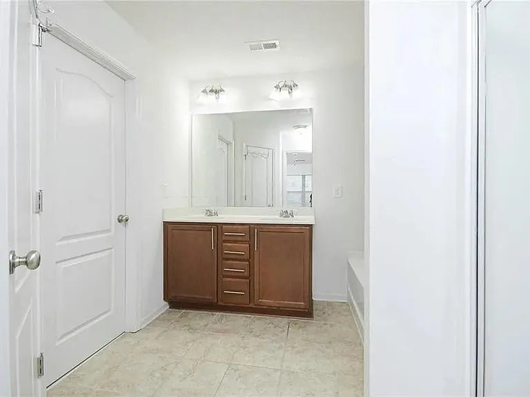 3934 Princeton Lakes Pass SW — Photo 28