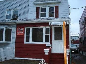 1st image of 1478 E 53rd St