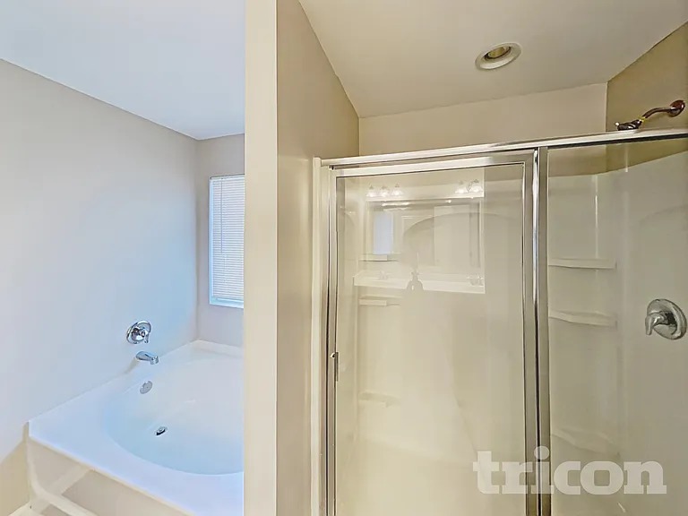 5251 Smoky Ridge Ln — Photo 11