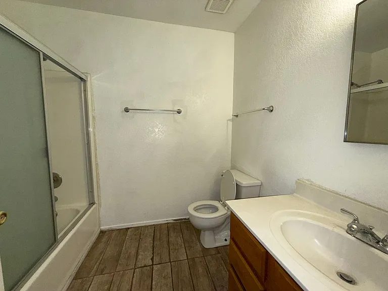 807 Gemstone Ave #4 — Photo 10