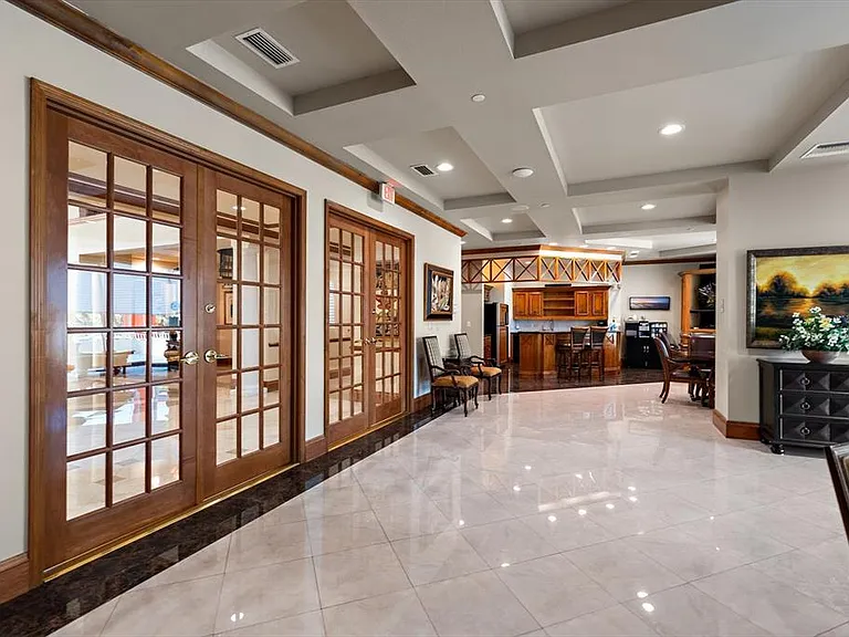 1170 Gulf Blvd #404 — Photo 40