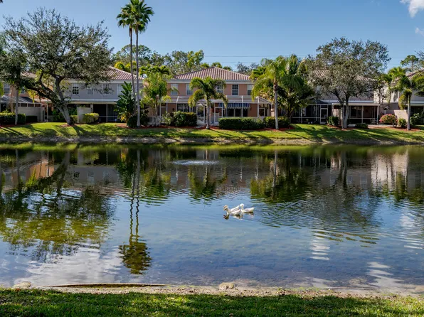 5353 Cove Cir #5353, Naples, FL 34119