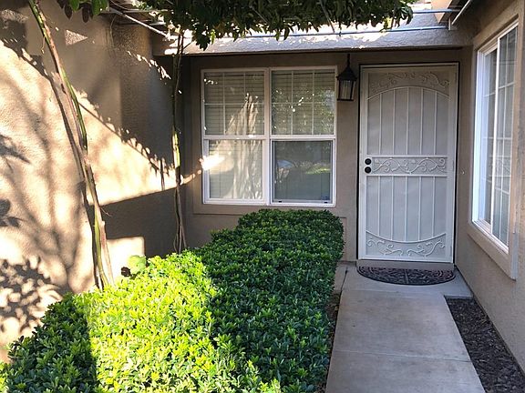 4th image of 8885 Monterey Oaks Dr